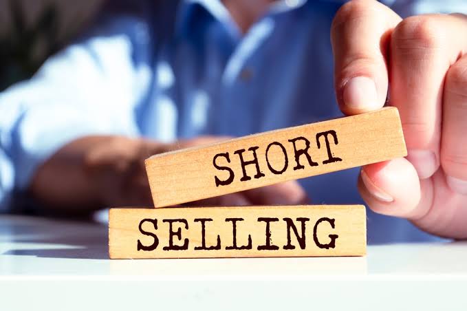 Ilustrasi short selling. Foto: Shutterstock
