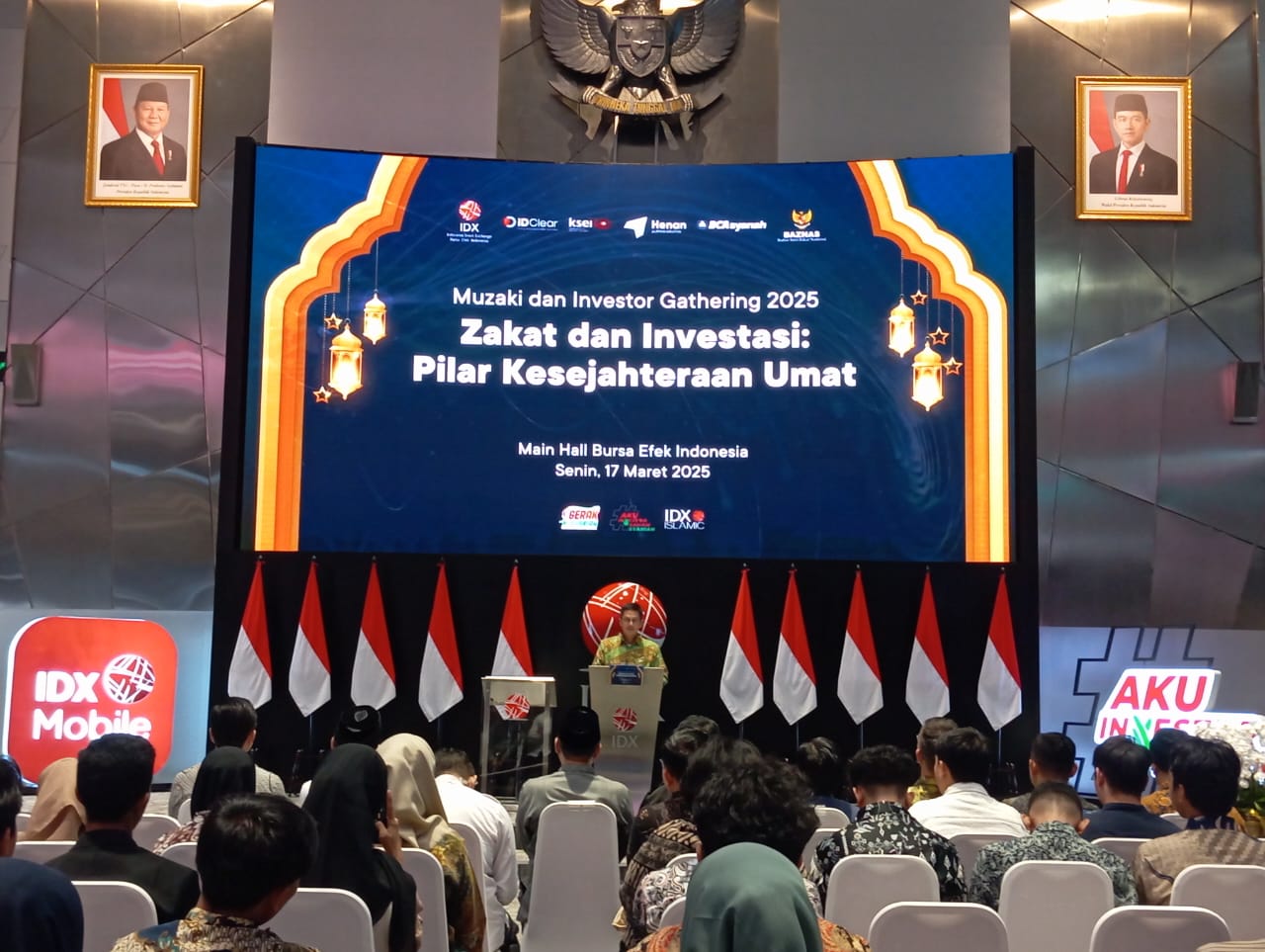 Direktur Pengembangan Bursa Efek Indonesia (BEI), Jeffrey Hendrik saat memberikan sambutan acara Muzaki dan Investor Gathering 2025 yang bertajuk Zakat dan Investasi. pada Senin, 17 Maret 2025. (Foto: Kabarbursa/Desty Luthfiani)