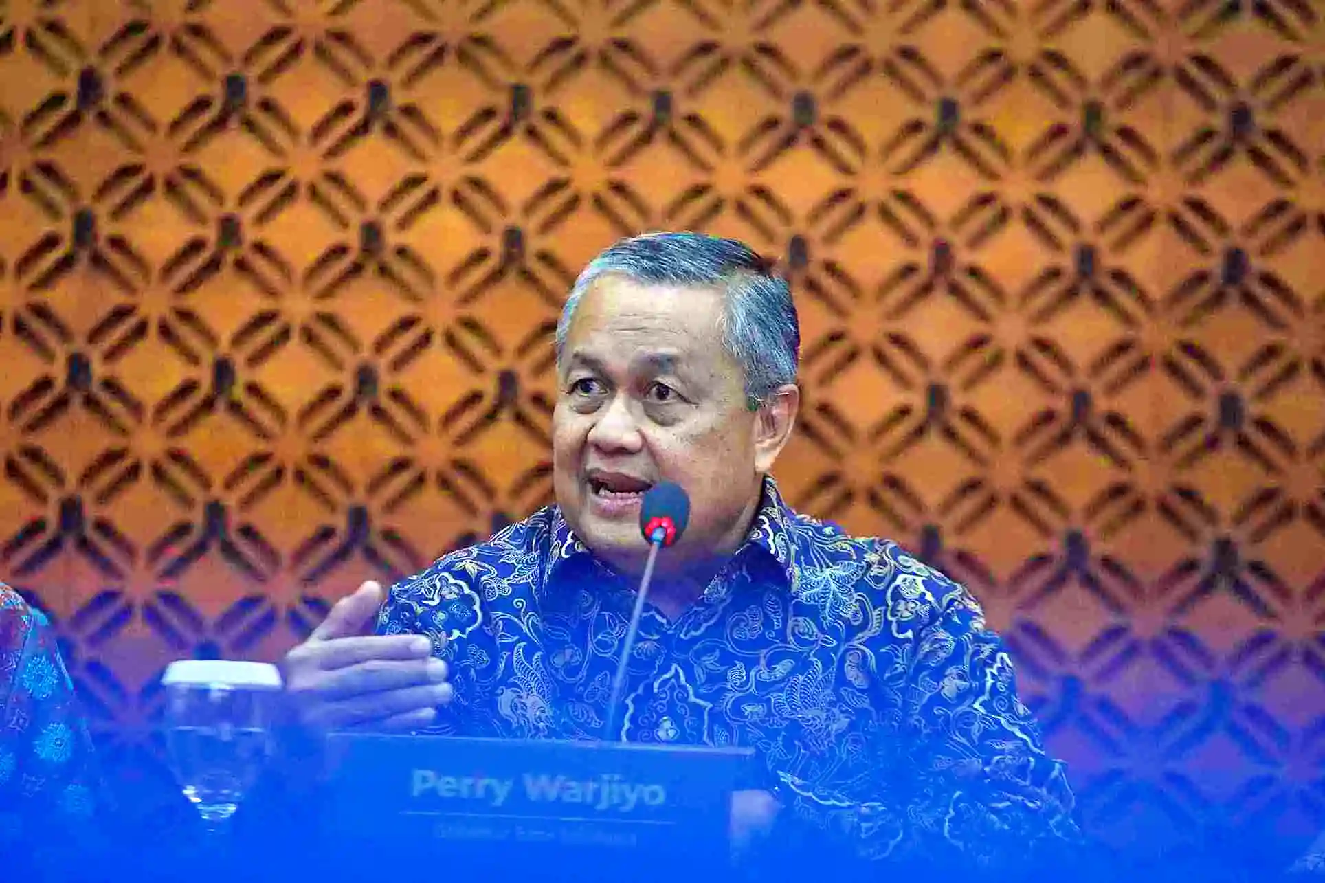 Gubernur Bank Indonesia (BI) Perry Warjiyo dalam acara konferensi pers hasil Rapat Dewan Gubernur (RDG) Januari, Kamis, 16 Januari 2025. (Foto: KabarBursa/Abbas Sandji)