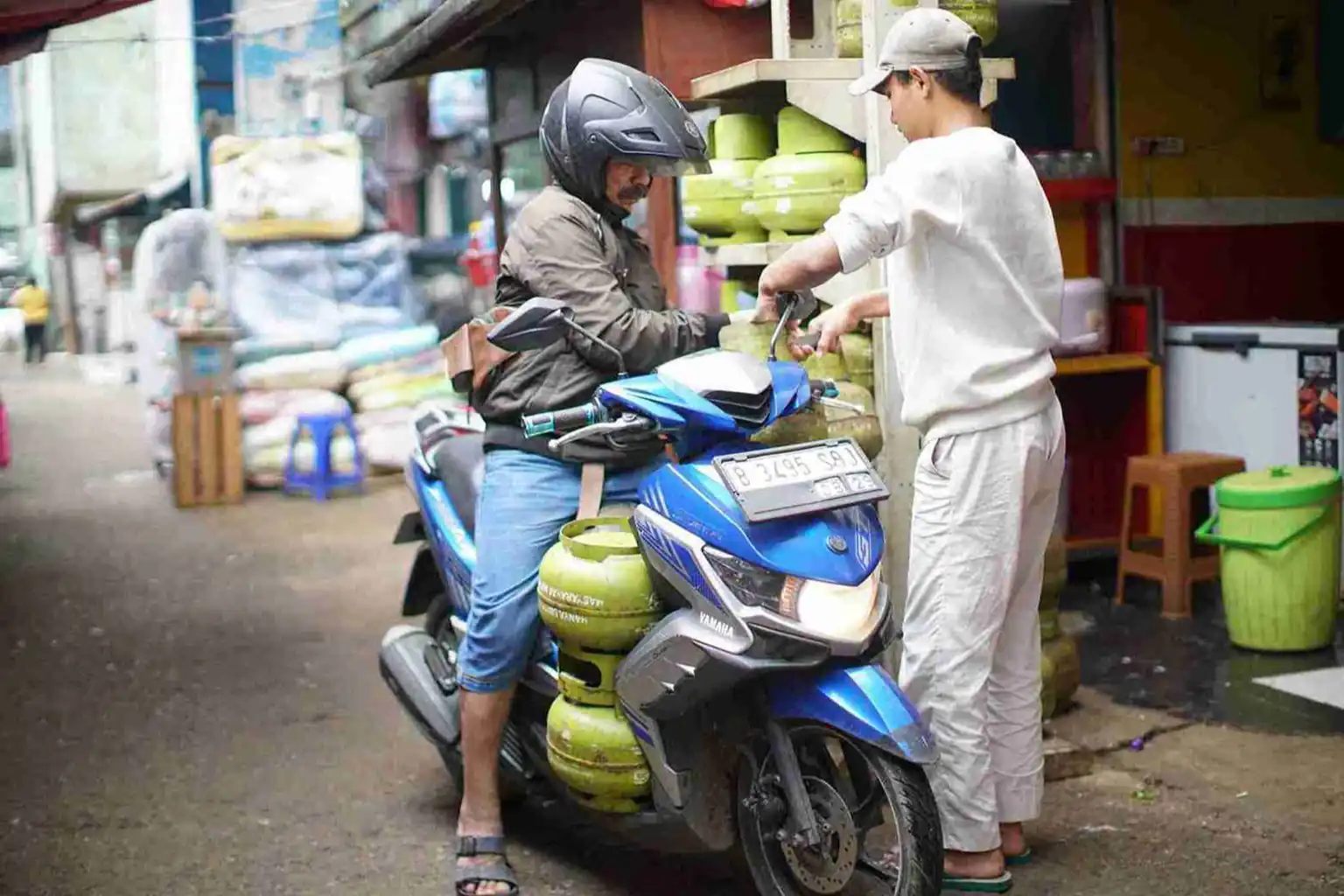 Ilustrasi: Amin Ak menyebut program Kopdes bisa jadi mesin ekonomi desa atau justru proyek mahal tanpa hasil jika tidak dibarengi SDM dan rencana bisnis yang matang. Foto: KabarBursa/Abbas Sandji.