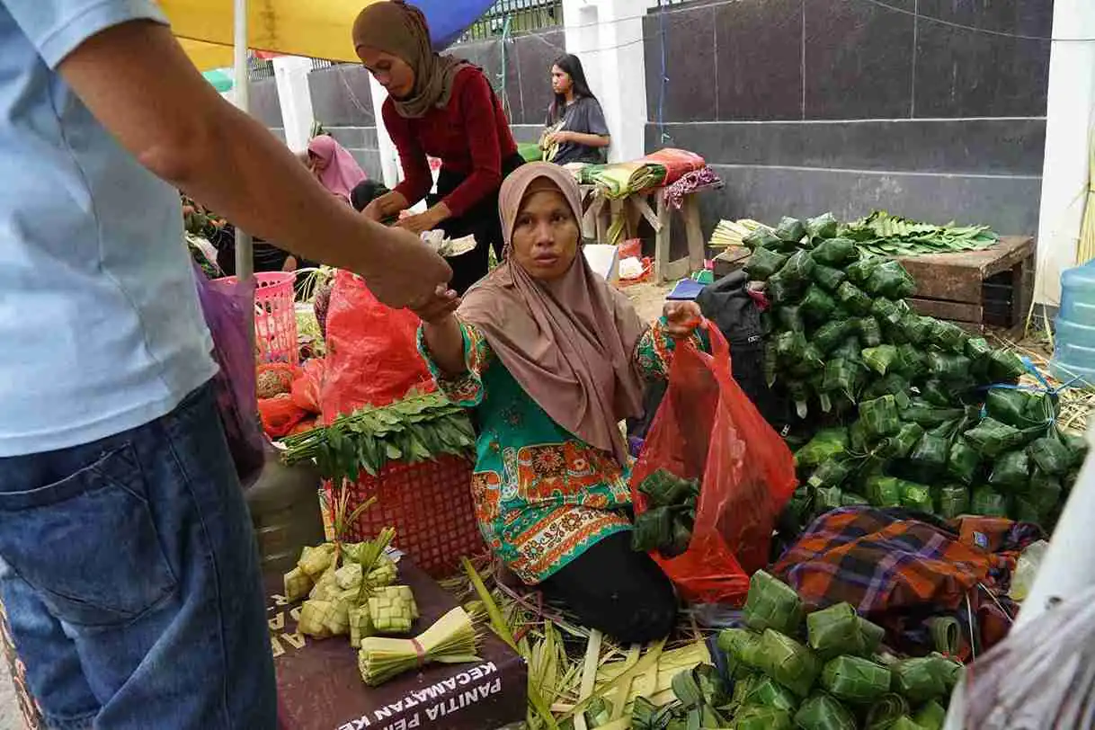 Stimulus Rp24,44 triliun dinilai belum efektif tangani daya beli lemah, PHK meningkat, dan ketimpangan yang kian memburuk. Foto: KabarBursa/Abbas Sandji.