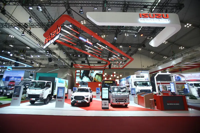 Booth Isuzu di GIIAS 2025. Foto: doc Isuzu.