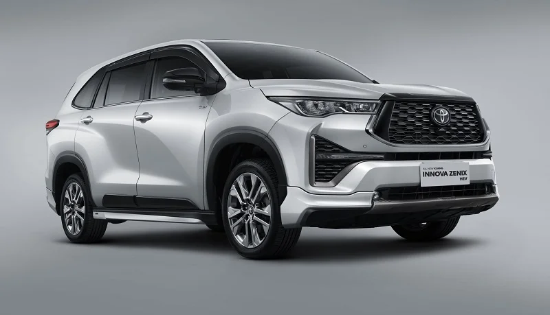 Ilustrasi ubahan terbaru yang ada di Toyota Kijang Innova Zenix 2025. Foto: doc Toyota