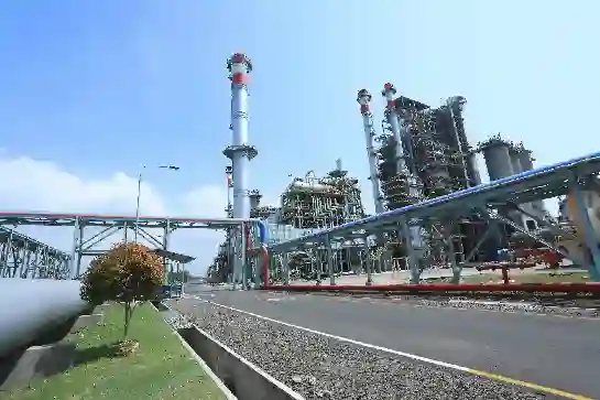Pertamina kebut proyek pembangunan kilang baru, produksi BBM bisa naik drastis. Foto: dok. Pertamina