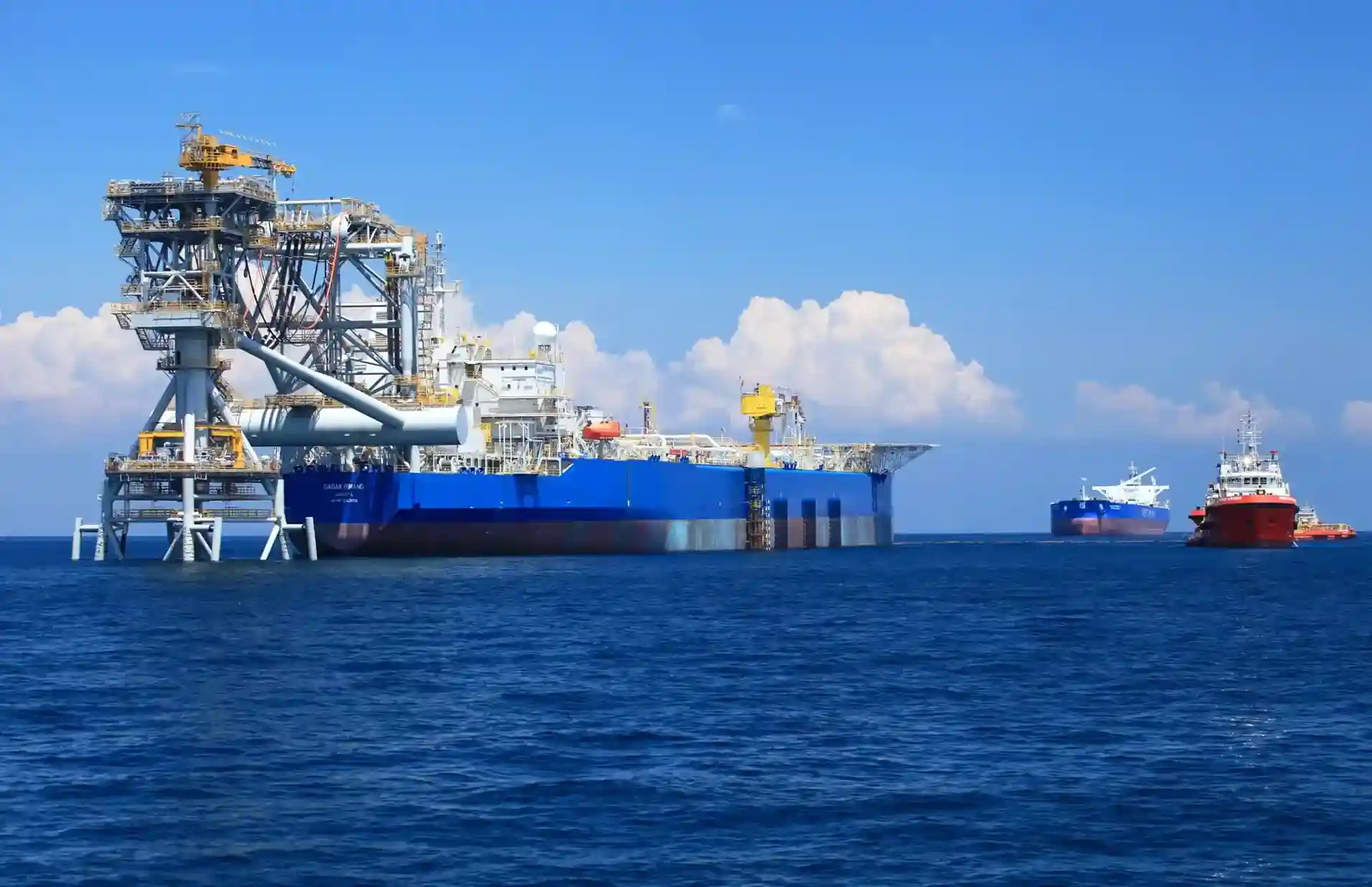 Aktivitas pekerjaan PT Raharja Energi Cepu Tbk (Dok: Perusahaan)