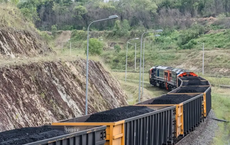 Pengiriman batu bara PTBA. Foto: dok PTBA.