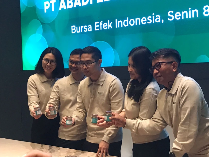 Jajaran direksi PT Abadi Lustari Indonesia Tbk (RLCO) di Main Hall BEI, Jakarta pada Senin, 8 Desember 2025. Foto: KabarBursa/Desty Luthfiani.