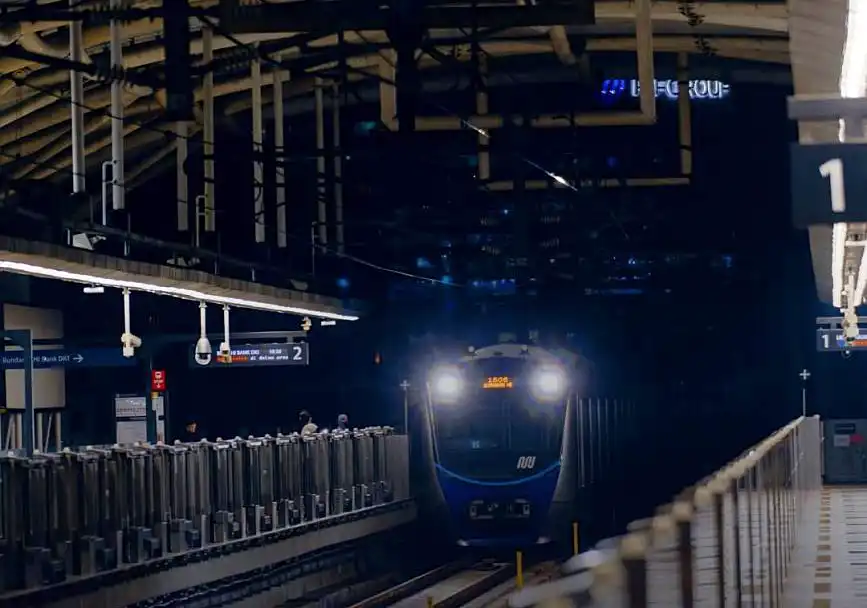 Kereta MRT Jakarta di salah satu stasiun. (Foto: Dok. MRT Jakarta)