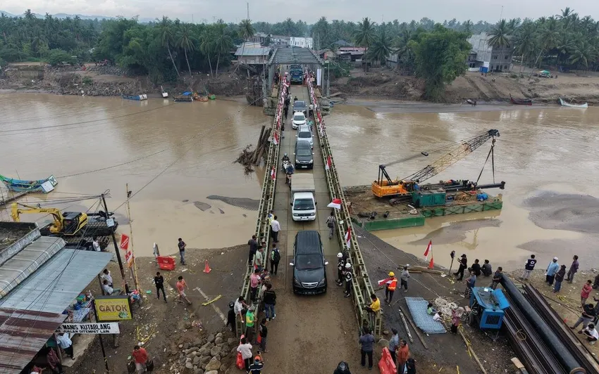 Jembatan Bailey Kutablang yang berada di jalur nasional Medan-Banda Aceh, Kabupaten Bireuen, Provinsi Aceh. Foto: Dok TNI AD