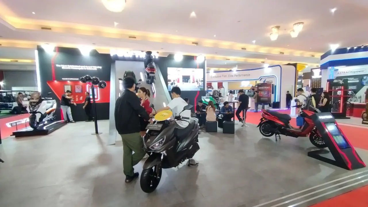Ilustrasi penjualan motor listrik. Foto: dok KabarBursa.com