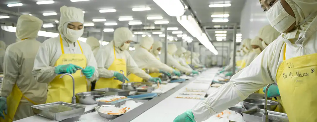 Aktivitas produksi PT Central Proteina Prima Tbk. Foto: Dok CPRO.
