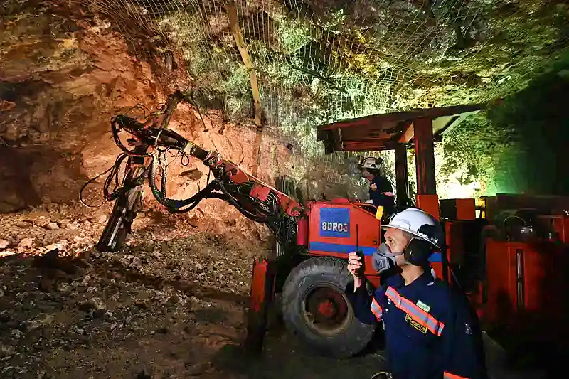 PT Aneka Tambang Tbk (ANTM) melanjutkan strategi hilirisasi mineral dengan memperkuat permodalan pada entitas afiliasinya, PT Feni Haltim (FHT). Foto: Dok. Antam