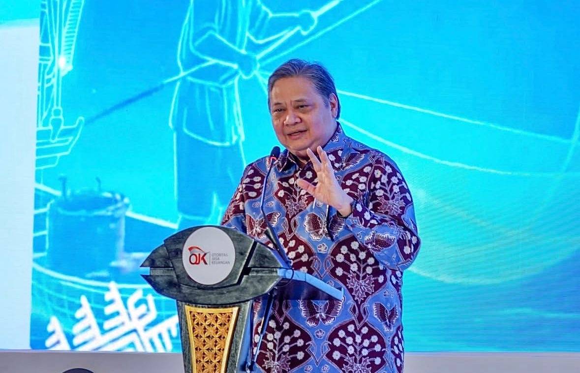 Airlangga meminta Danantara menjelaskan arah kebijakan investasi Indonesia ke Moody’s setelah perubahan outlook utang RI dari stabil menjadi negatif. Foto: IG @airlanggahartarto_official