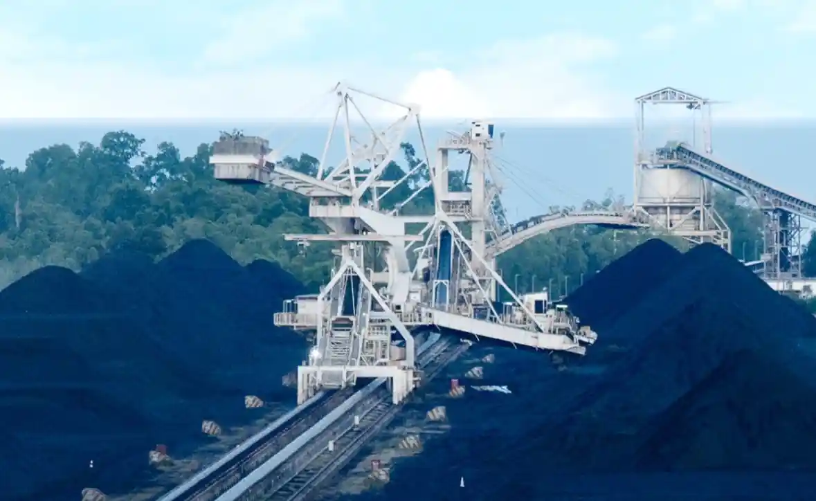 Harga batu bara bertahan di atas USD130, namun risiko koreksi meningkat akibat meredanya ketegangan energi global. Foto: Dok. PT Bumi Resources Tbk