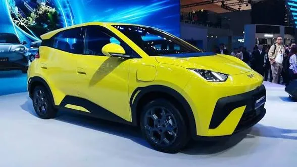 Ilustrasi kenaikan harga mobil listrik. Foto: dok KabarBursa.com.