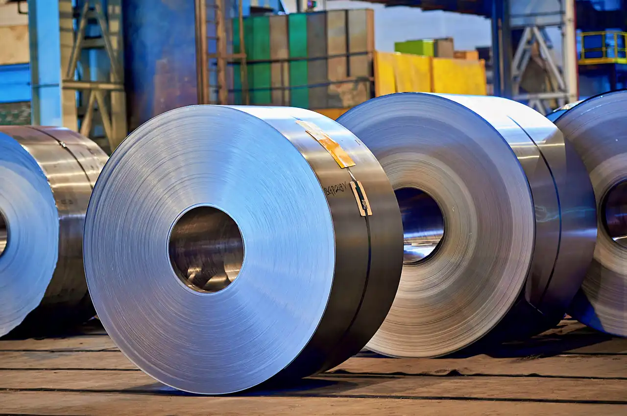 PT Krakatau Steel (Persero) Tbk (KRAS) masih memikul beban liabilitas yang sangat mengkhawatirkan mencapai USD2,04 miliar atau setara Rp34 triliun pada akhir tahun buku 2025. (Foto: Dok. Kabarbursa.com)