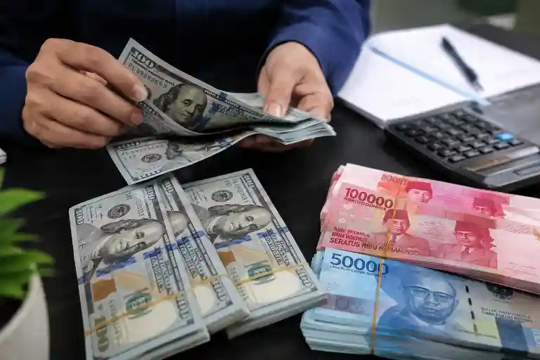 Indeks Dolar AS turun 0,56 persen ke level 100,83. (Foto: KabarBursa)