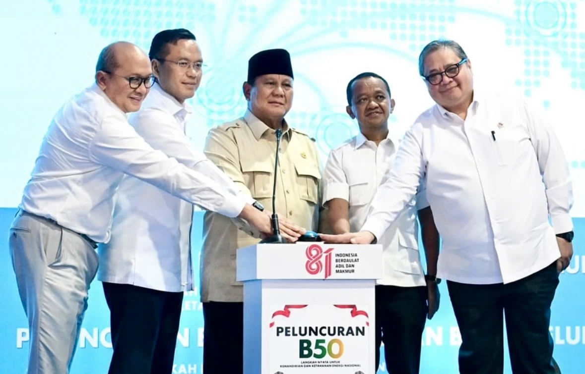 Institute for Essential Services Reform (IESR) mengungkap implementasi program biodiesel B50 menghadapi tantangan dari fluktuasi harga minyak dunia dan keberlanjutan pendanaan Badan Pengelola Dana Perkebunan (BPDP). Kondisi tersebut dinilai akan memengaruhi efektivitas kebijakan dalam memperkuat ketahanan energi sekaligus menjaga ruang fiskal negara. Foto: Instagram @bahlillahadalia.