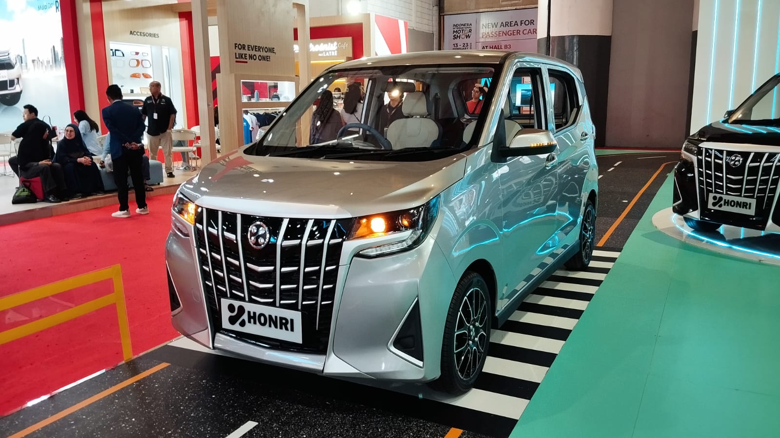 Spesifikasi Honri Boma, Mobil Listrik Alphard Versi Mini
