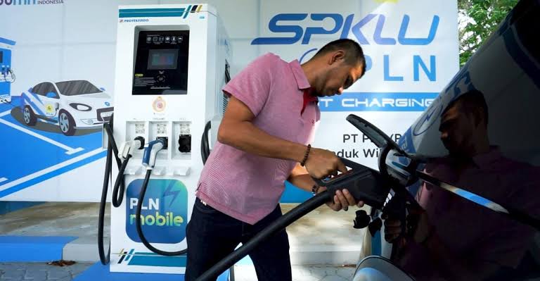 Perkembangan SPKLU Harus Sejalan dengan Mobil Listrik Murah