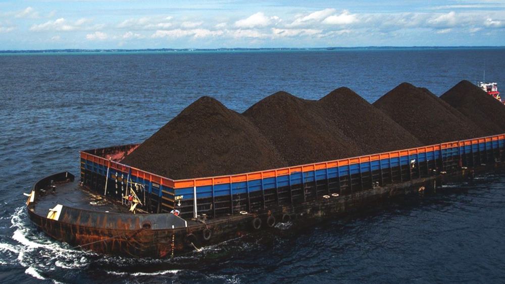 Kinerja Keuangan BYAN Tertekan, tapi Saham Banyak Peminat