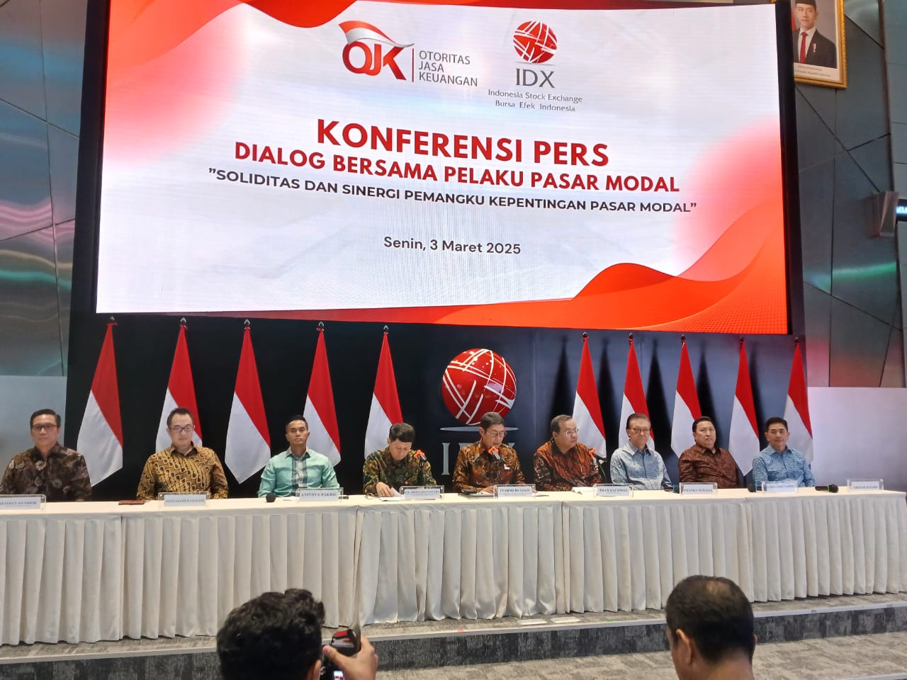 Bos BEI di Tengah IHSG Anjlok: Transaksi Wajar dan Aman 