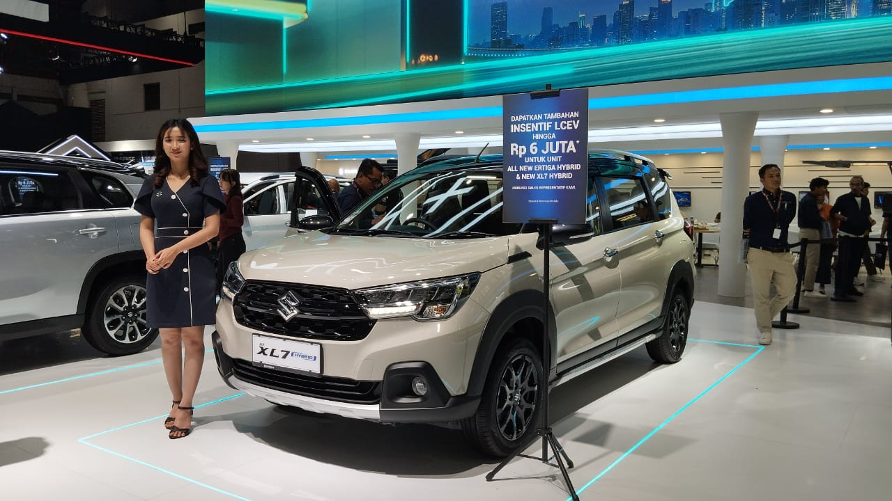 Penjualan Suzuki Naik 41 Persen, XL7 Hybrid Terlaris