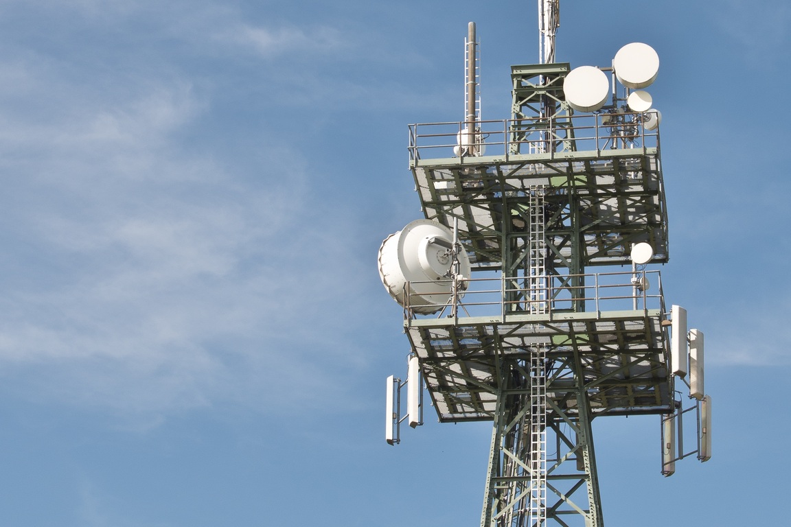Persaingan Industri Telekomunikasi Mengetat, Siapa Terkuat?