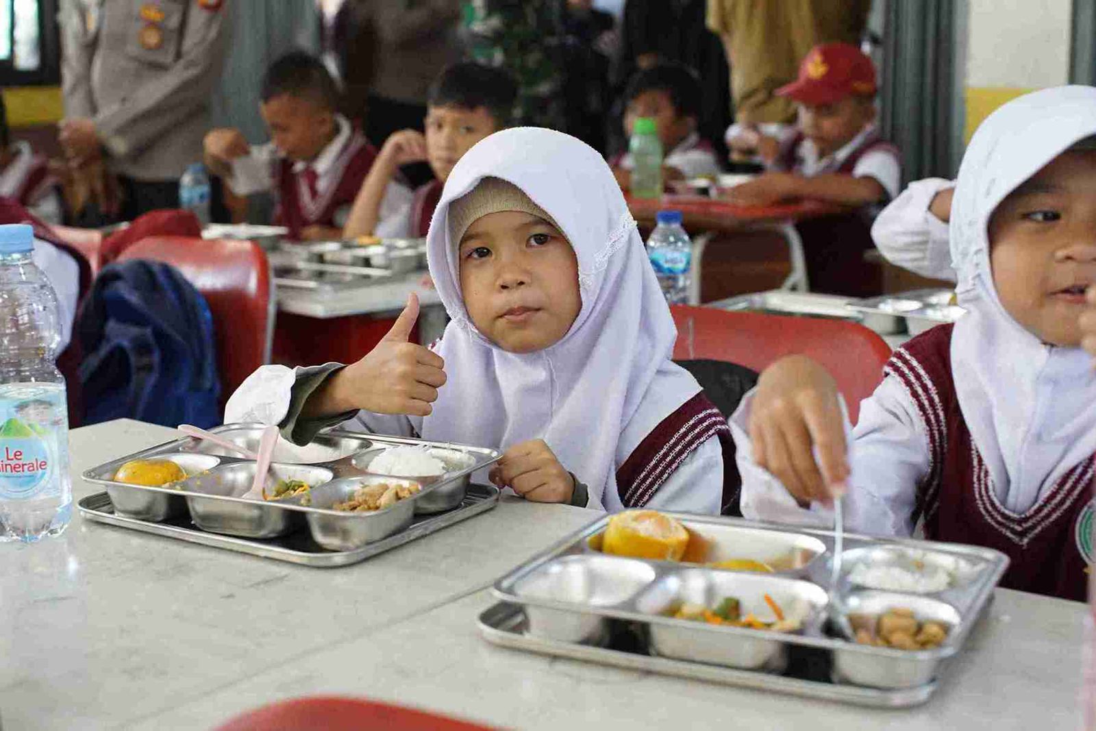 Distribusi Lambat, Data Tak Akurat: Apa Kabar Program MBG? 