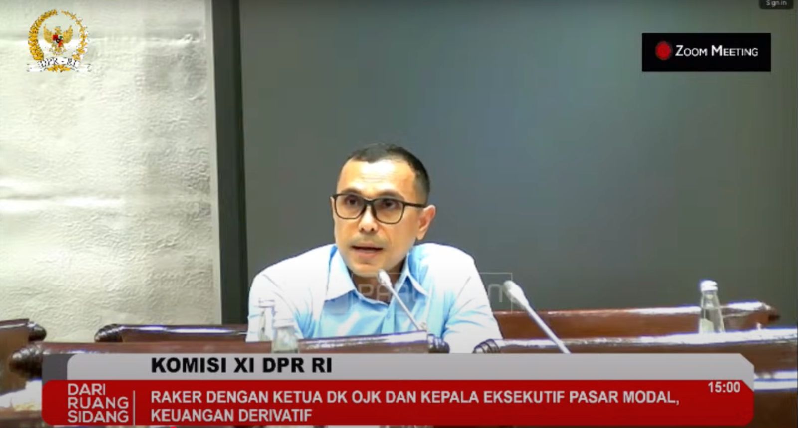 Ide DPR Dinilai Aneh, Bukan Emiten yang Harus Jaga Saham