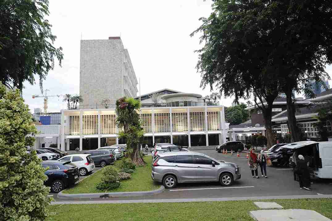 Defisit APBN Menghantui: Imbas Laba BUMN ke Danantara?