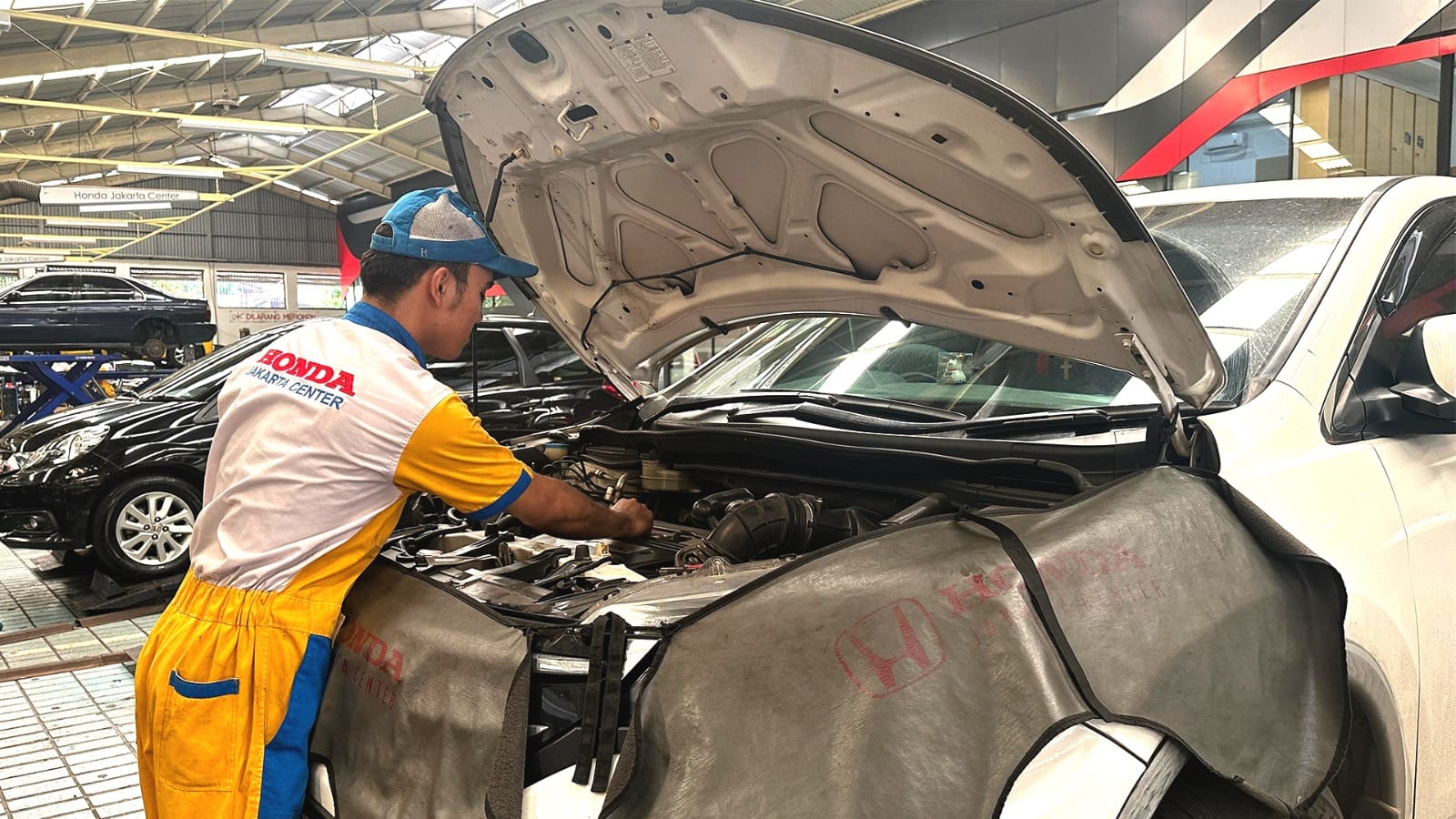 Honda Gelar Promo Servis untuk Mobil Terdampak Banjir