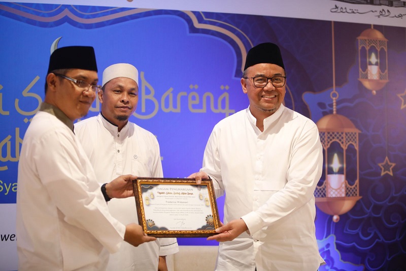 Masyarakat Indonesia Baru 65 Persen 'Melek' Keuangan Syariah