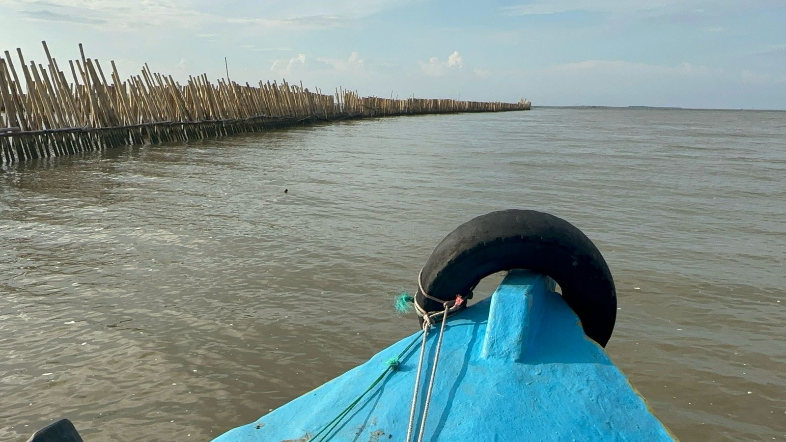 KKP Klaim Pagar Laut Dibongkar, DPR: Nyatanya Masih Berdiri