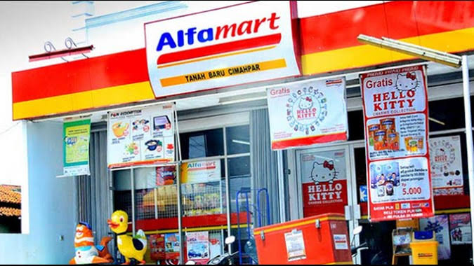 Laba Anjlok Signifikan, Alfamart Hidupkan Lagi Ratusan Gerai