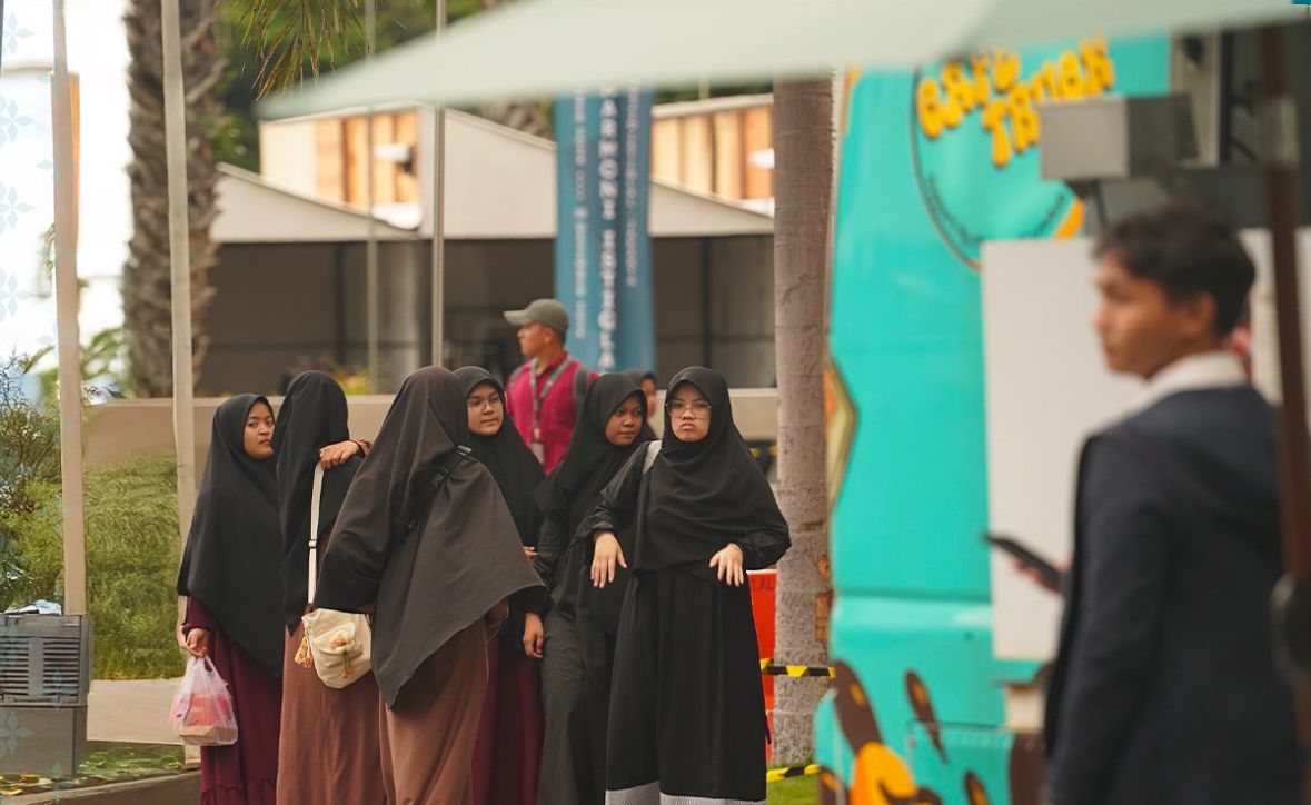 Ekonomi Syariah Ramadan Masih Setengah Jalan