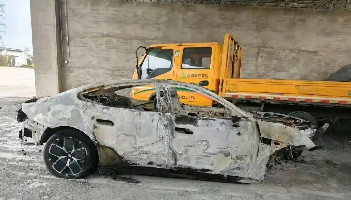 Dampak Kecelakaan Maut Xiaomi SU7: Sahamnya Anjlok