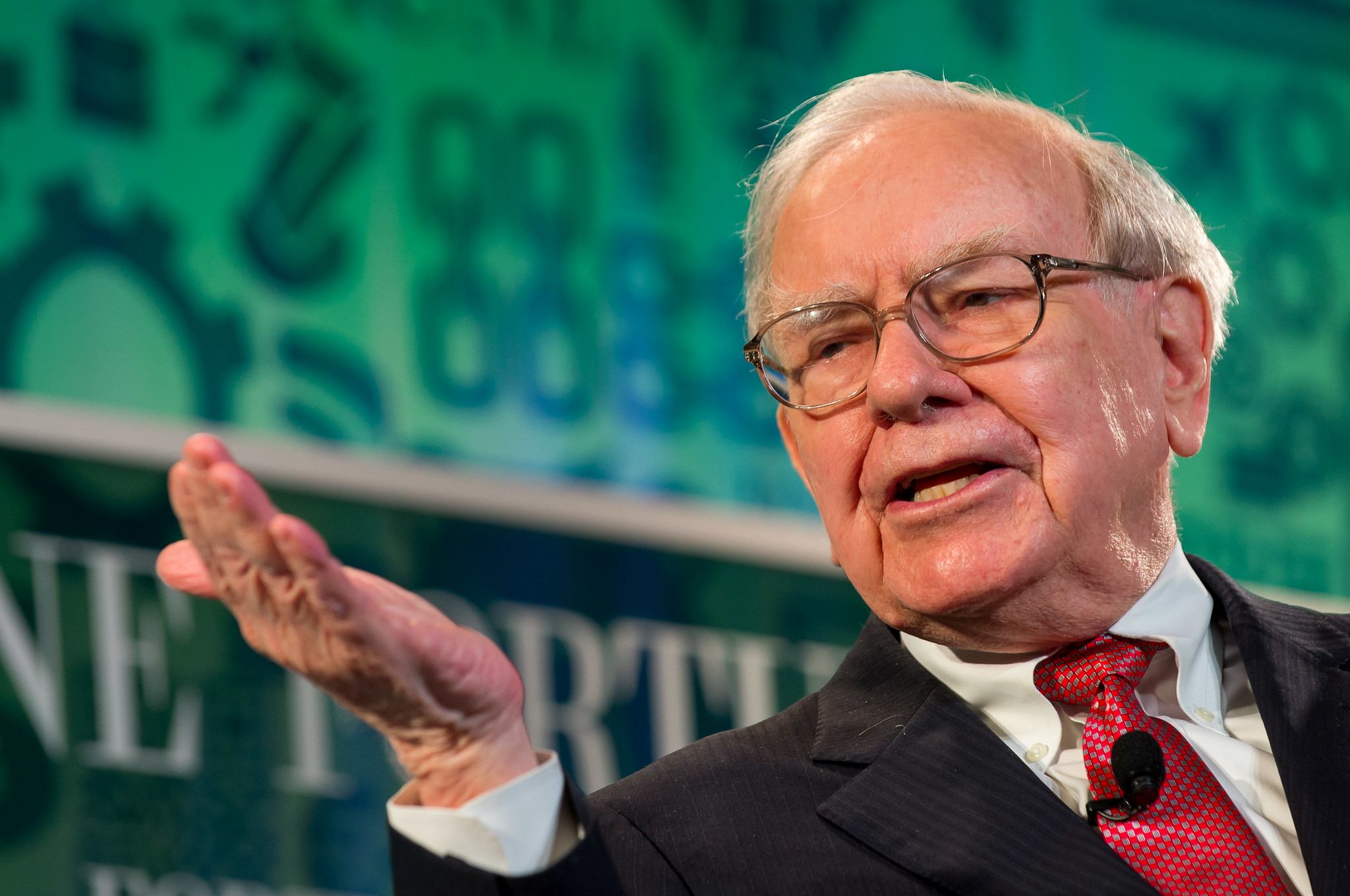 Pasar Goyang, Buffett Diam-diam Tambah Cuan