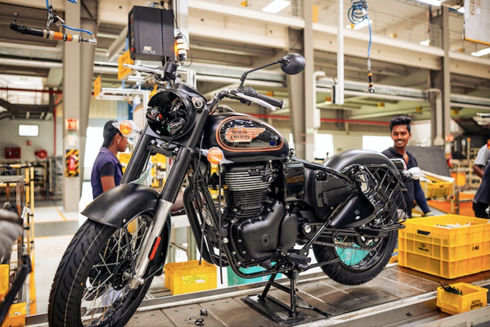Penjualan Royal Enfield Tembus 1,09 Juta Unit Setahun