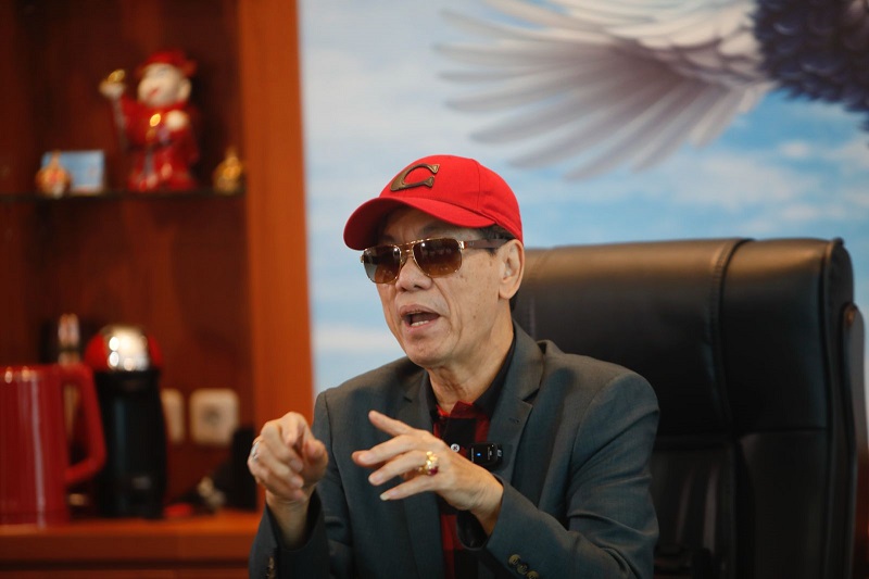 Johnnie Sugiarto: dari Penyiar Radio hingga CEO El John 