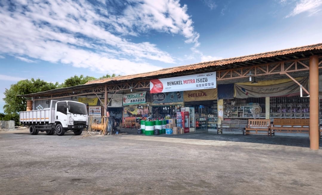 Isuzu Tekankan Pentingnya Perawatan Bus dan Truk 