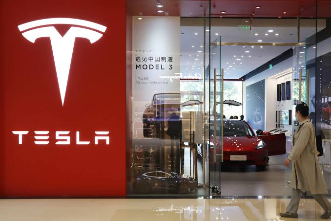 Penjualan Tesla Terpuruk, Sales Dealer Dihantui Pemecatan