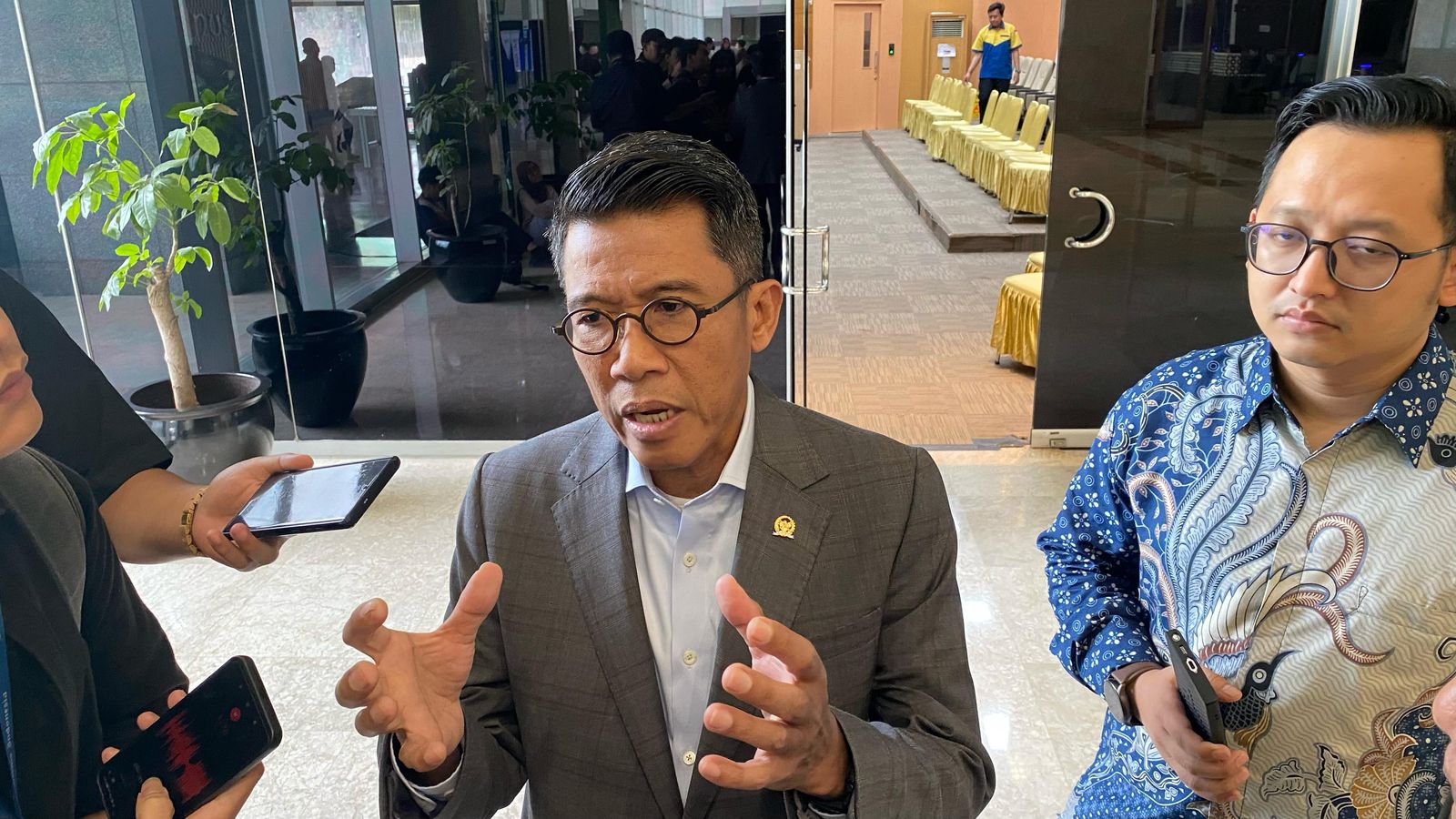 DPR: Indonesia Bangsa Besar, tak Perlu Takut Ancaman Trump