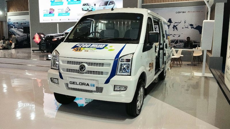 Wuling Luncurkan EV Van, Siap Bersaing dengan Gelora E