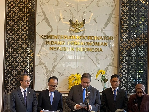 RI Dapat Suntikan Dana Rp8,2 Triliun dari AZEC: Untuk Apa?