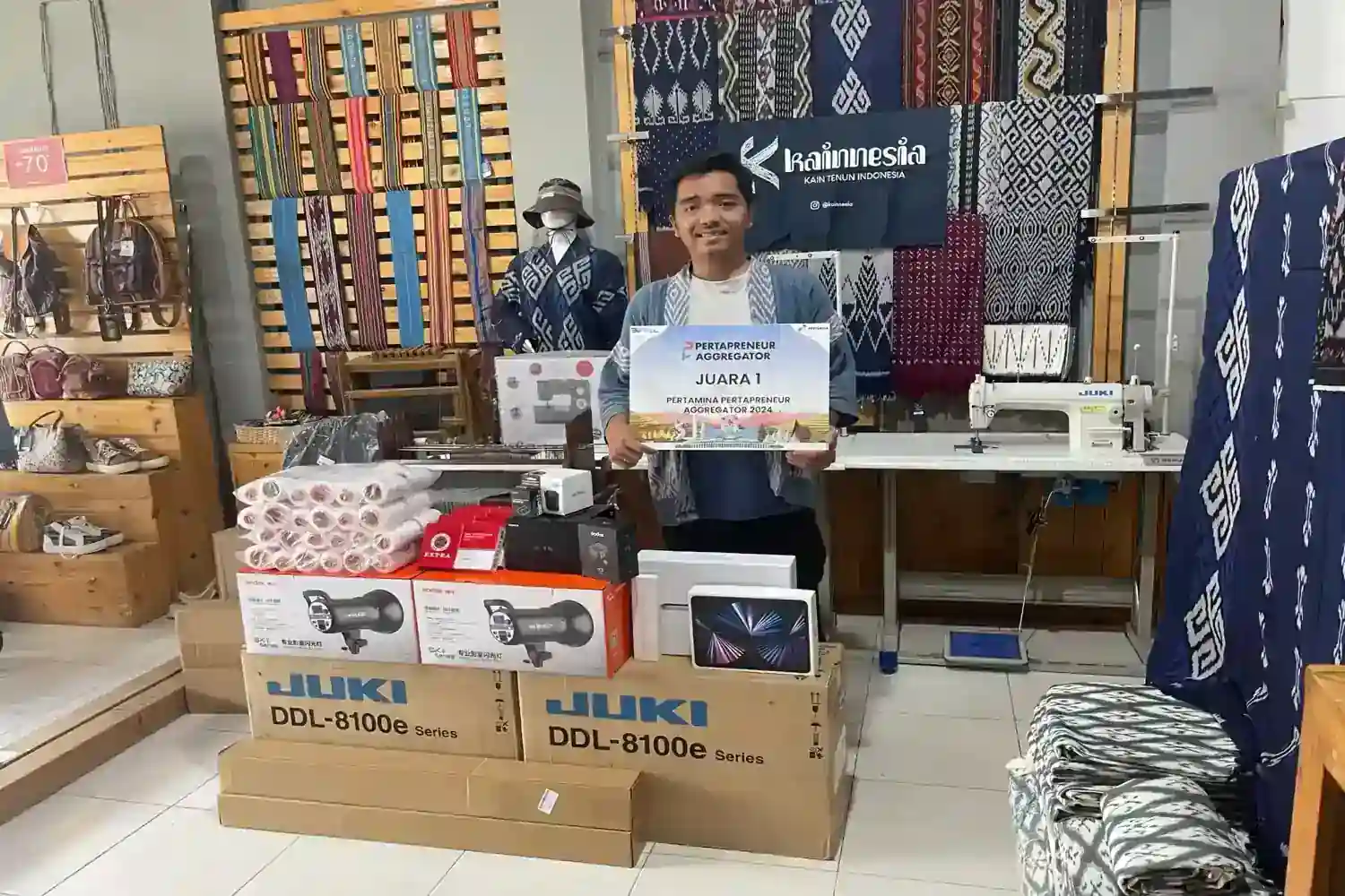 Pertamina Salurkan Hibah Alat Teknologi buat UMK Akademi