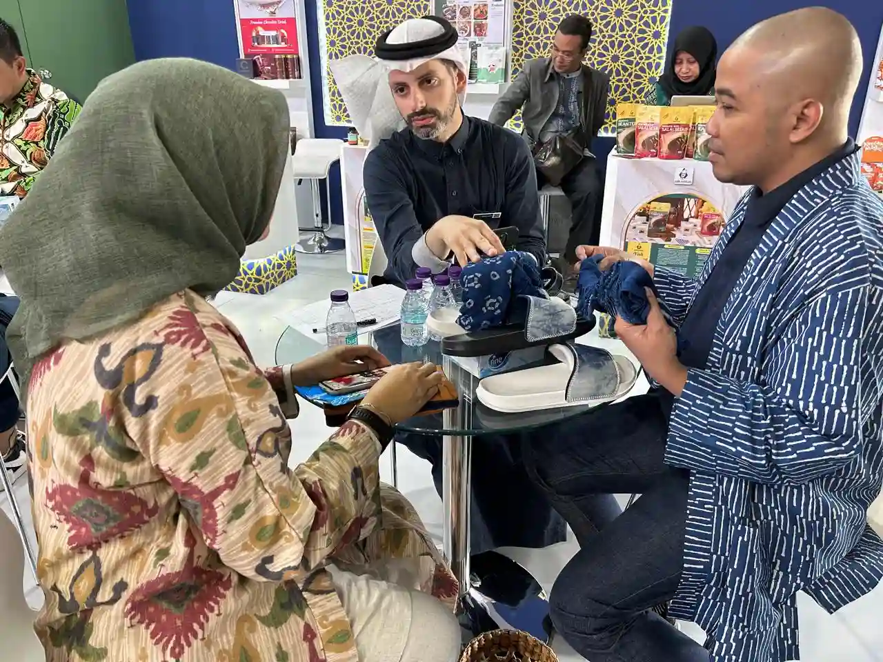 UMK Academy Pertamina: Batik Lokal 'Apikmen' Buktikan Mampu Go Global