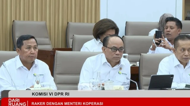 Menkop Berbagi Jurus Ribuan Kopdes