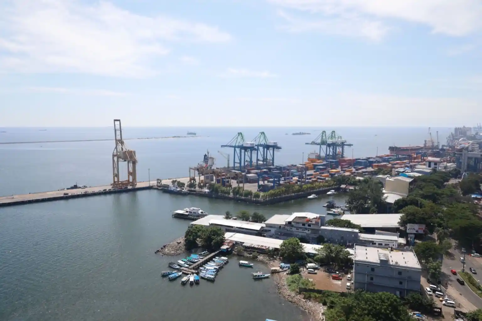 PMI Manufaktur Indonesia Masih Kontraksi, Bagaimana Dampaknya ke Investor?