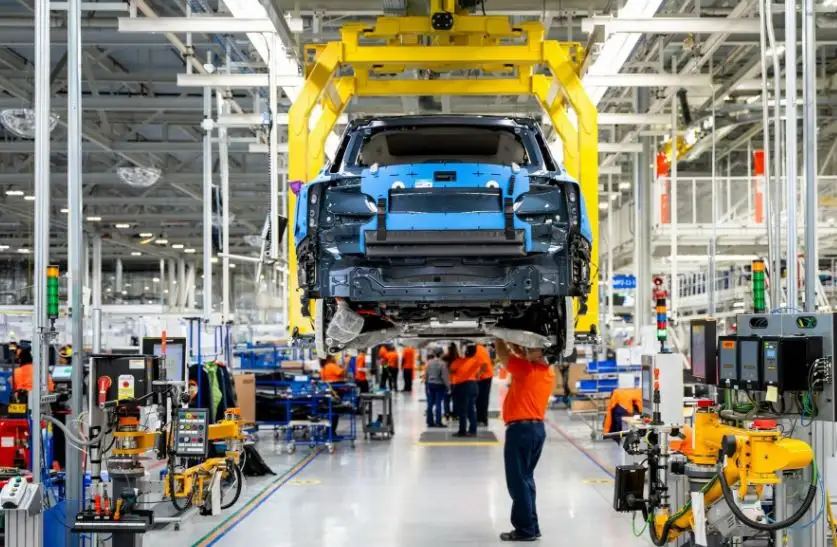 Volvo Hentikan Produksi EX90, Penjualan Lesu di RI